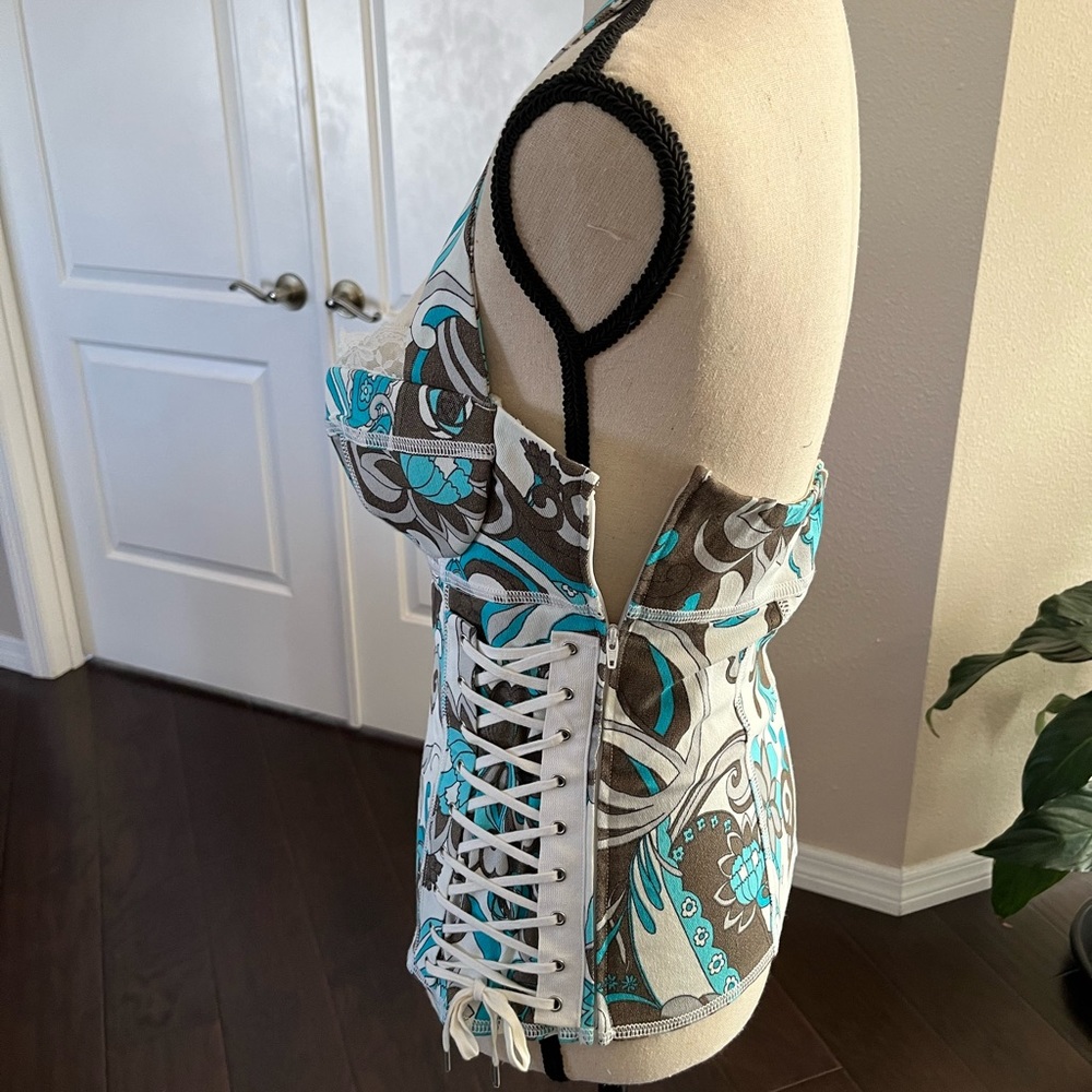 Woman’s vintage bustiers Halter Victoria’s Secret very feminine and pretty.